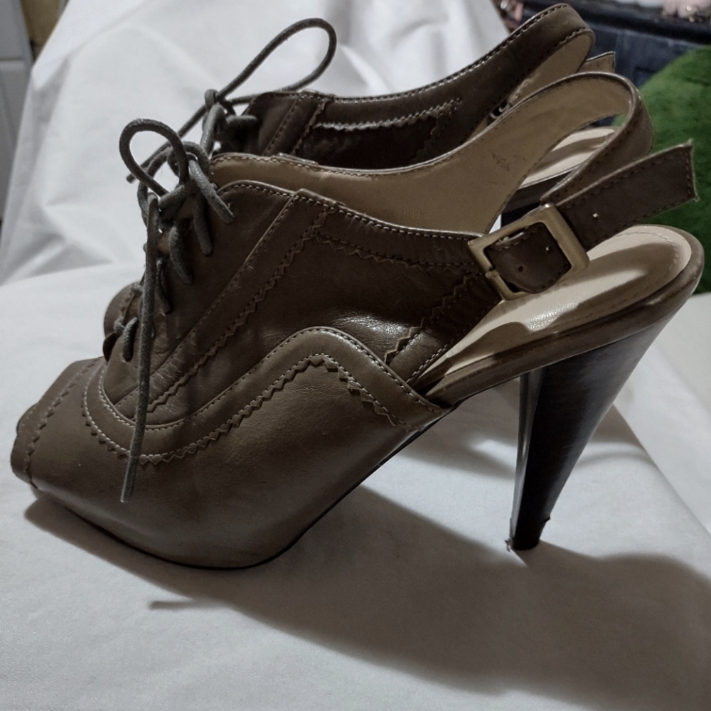 Colin Stuart 7 1/2 olive/sage green